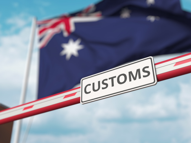 https://australiancustomsclearance.com.au/wp-content/uploads/2021/08/customs-clearance-services-australia-640x480.png